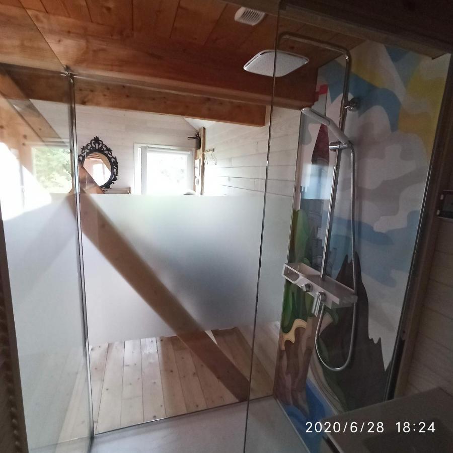 Une Tiny House à découvrir au cœur de la cité ! Contrexéville Extérieur photo